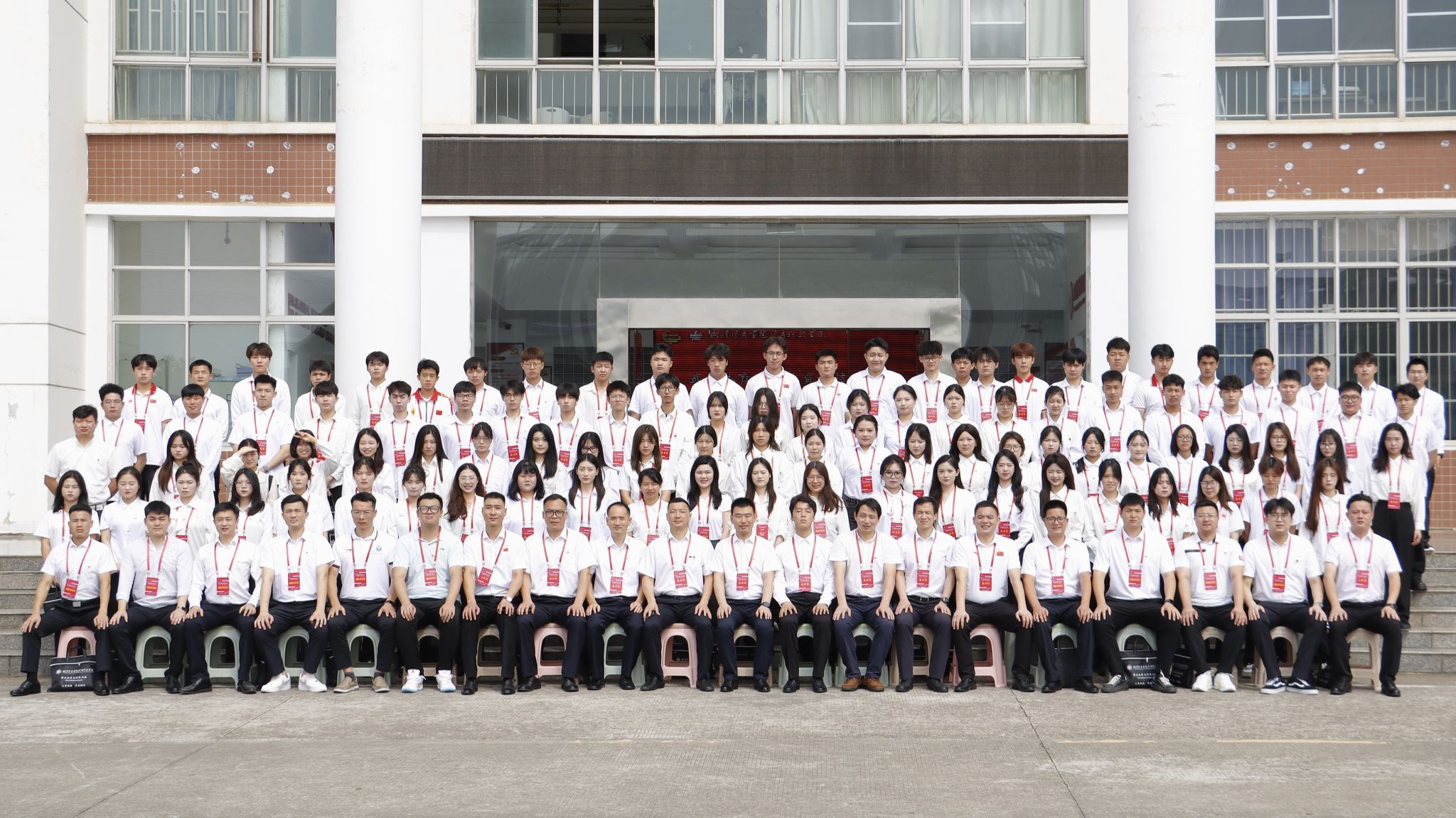 武汉体育学院体育科技学院第三次学生代表大会顺利召开